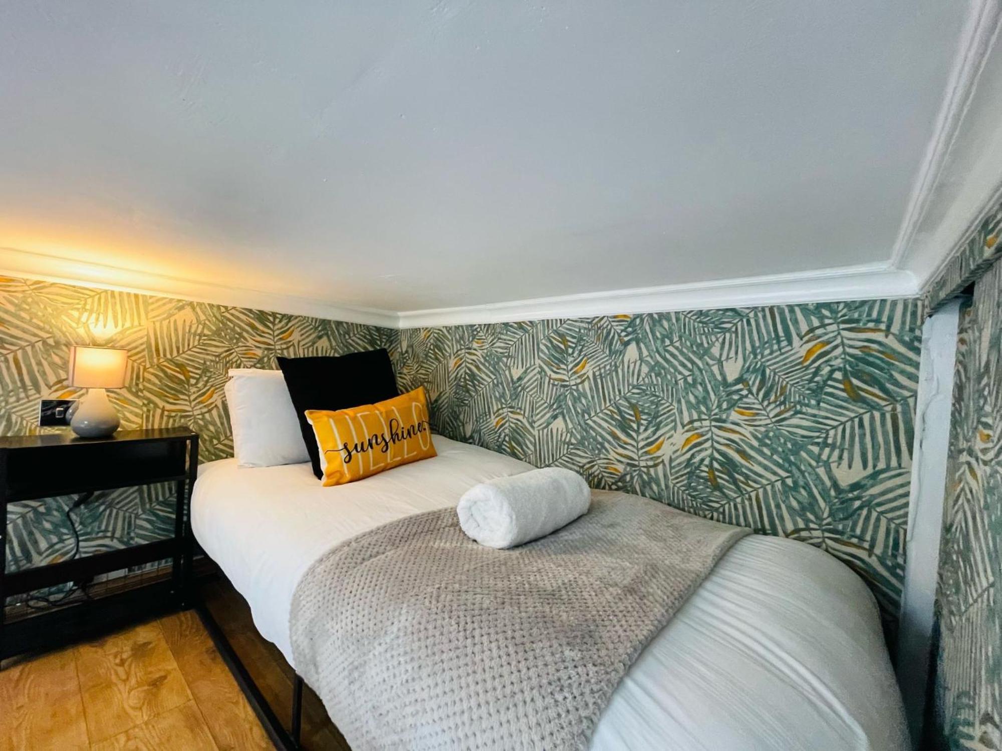 Modern Studios Queenspark London Bilik gambar