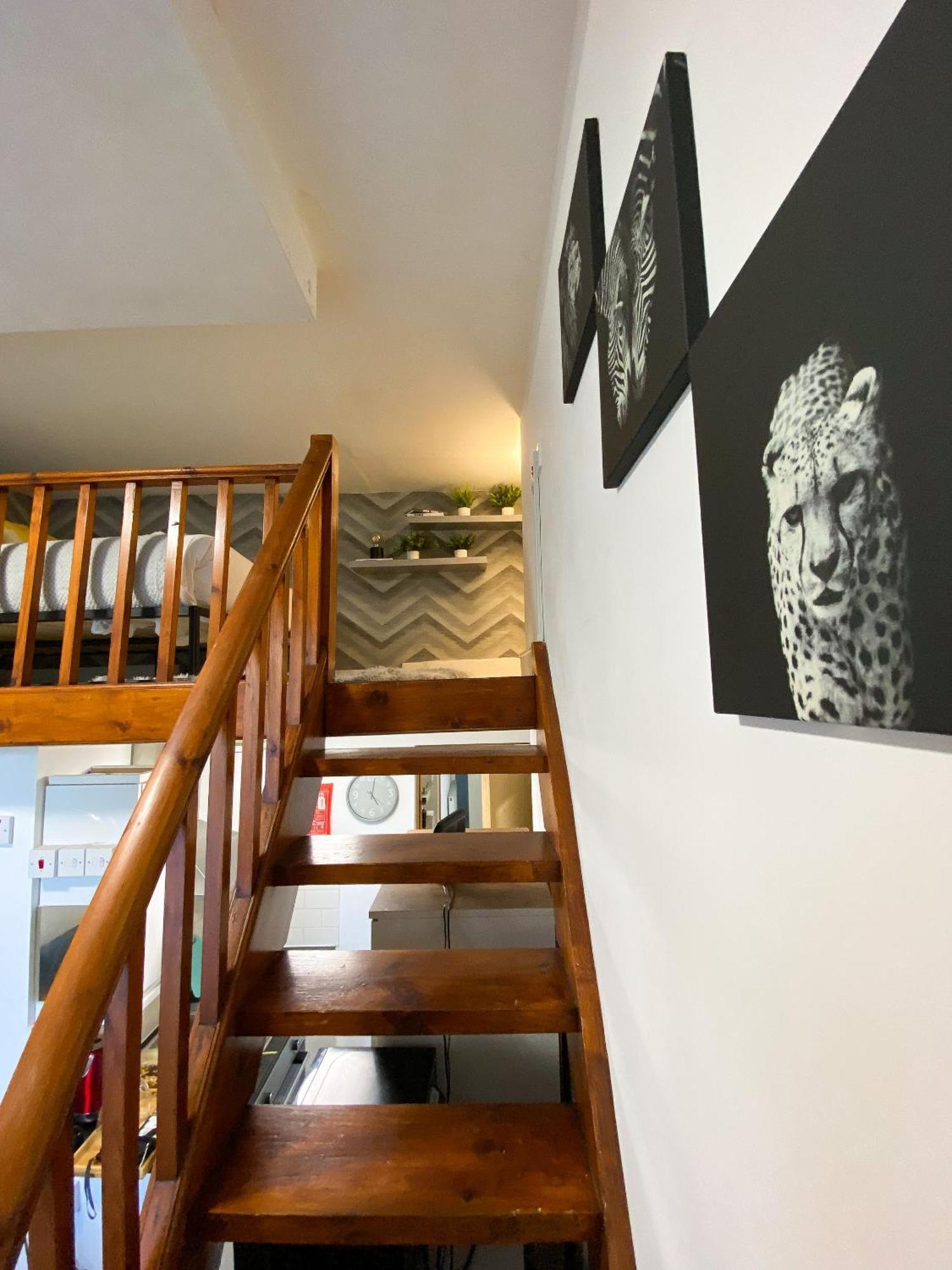 Modern Studios Queenspark London Bilik gambar