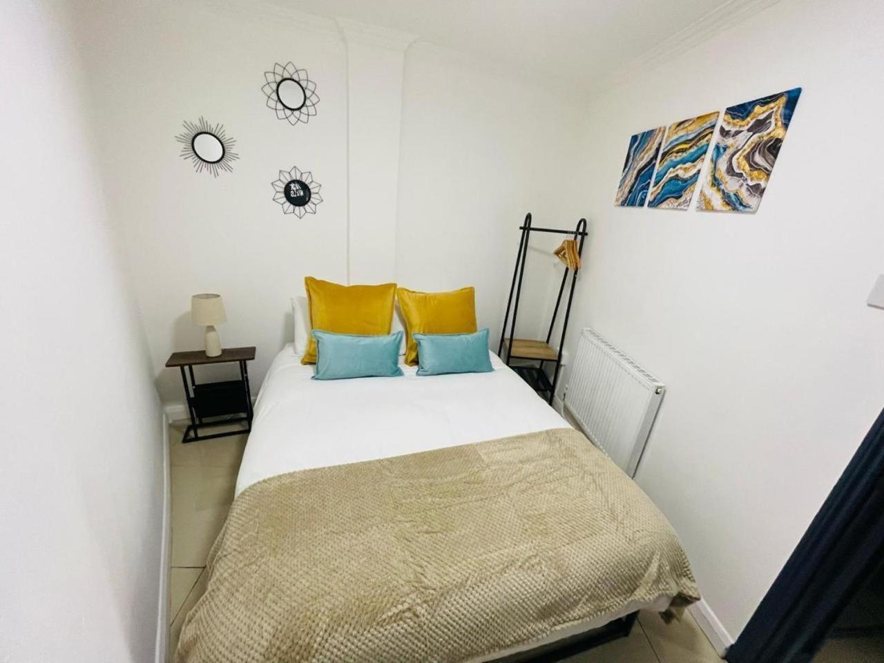 Modern Studios Queenspark London Bilik gambar
