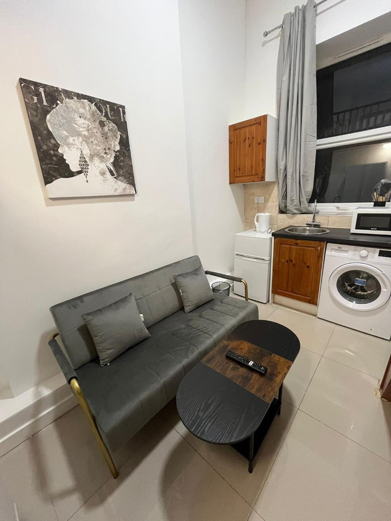 Modern Studios Queenspark London Bilik gambar