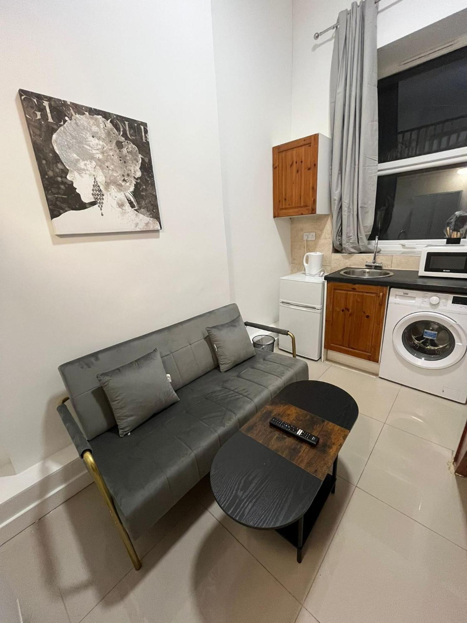 Modern Studios Queenspark London Bilik gambar
