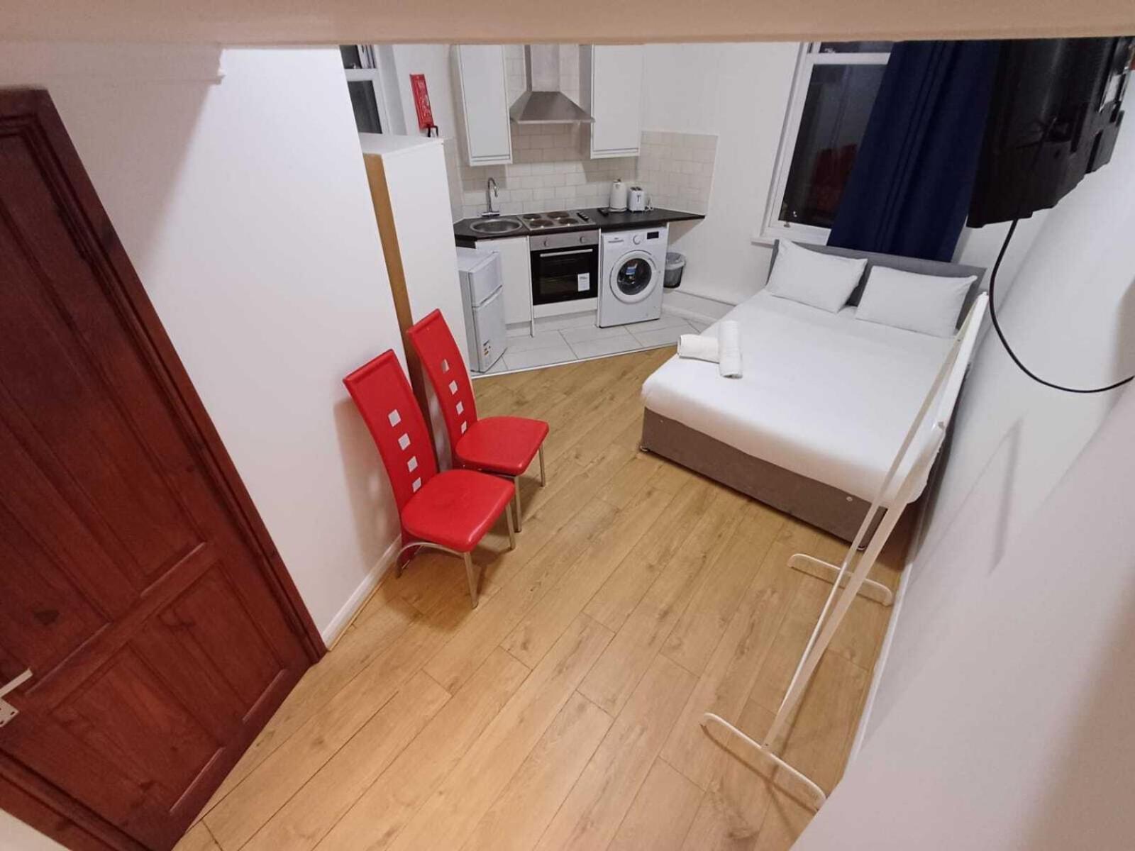 Modern Studios Queenspark London Bilik gambar