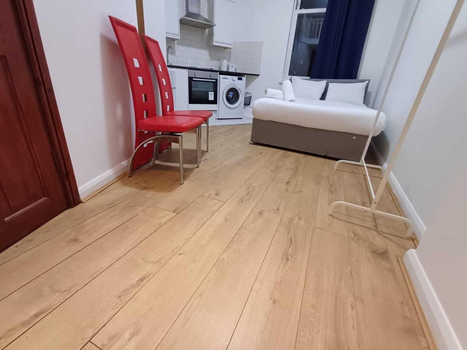 Modern Studios Queenspark London Bilik gambar