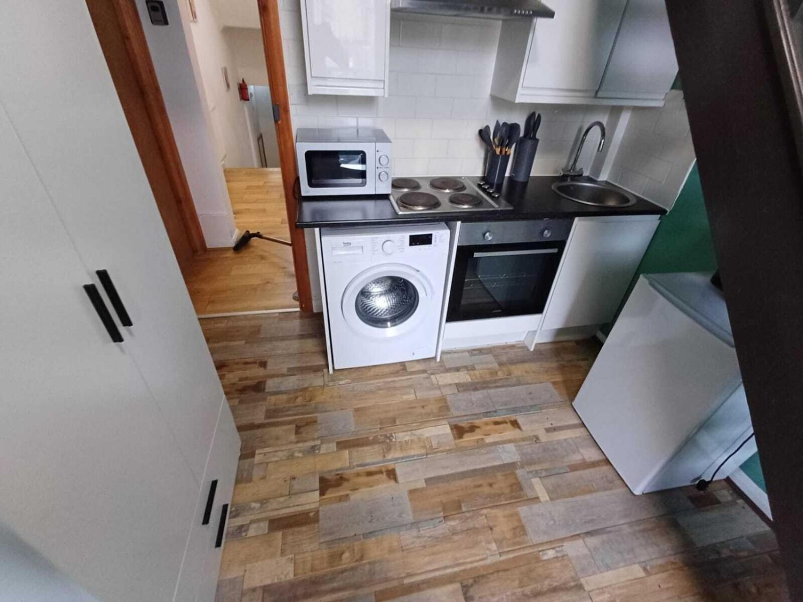 Modern Studios Queenspark London Bilik gambar
