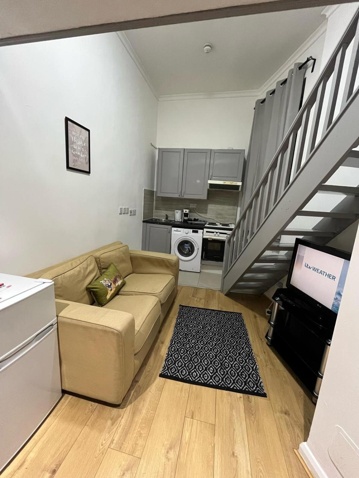Modern Studios Queenspark London Bilik gambar